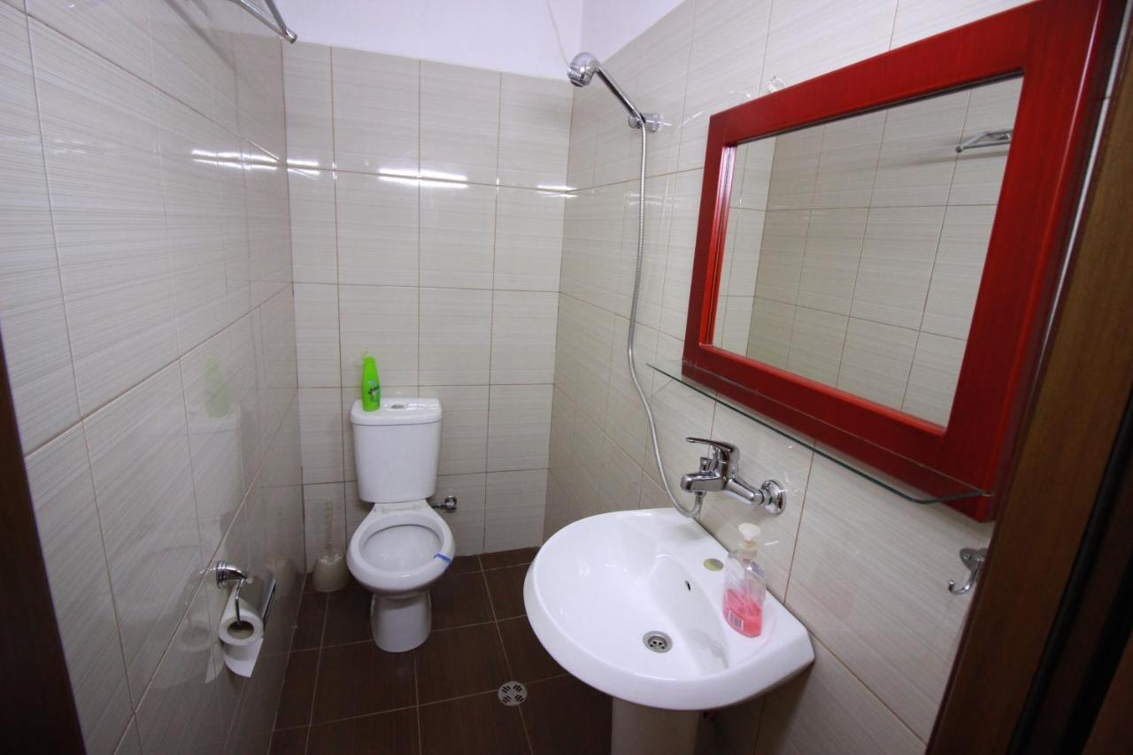 Restorant Viktoria 3* Gjirokastër
