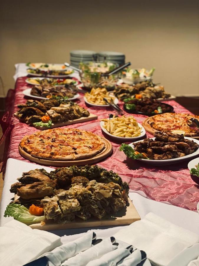Restorant Viktoria 3* Gjirokastër